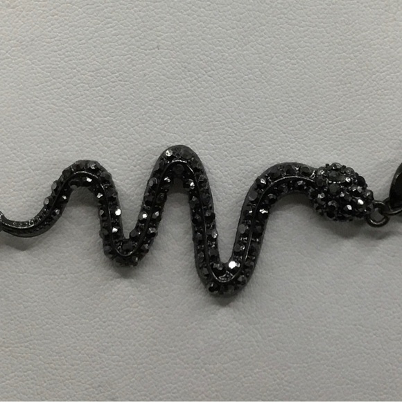 GUNMETAL HEAVY LINK CHAIN ATTACHED BY MARCASITE 2 1/2 INCH SNAKE BIKER GOTH PUNK - Picture 2 of 2